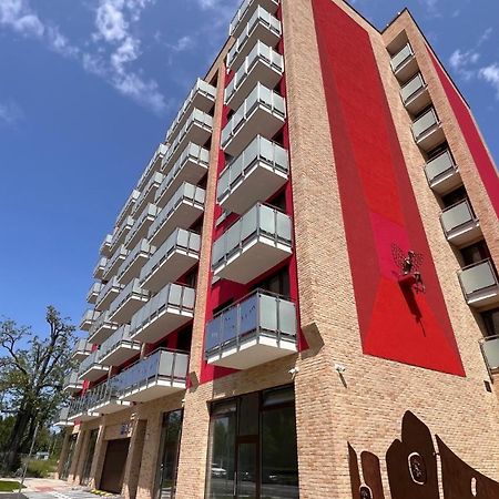 2 Room Apartment With Terrace, New Building, 413 Pressburg Exterior foto